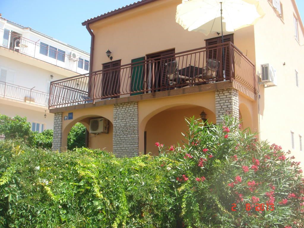 Apartments Renata Primošten Esterno foto